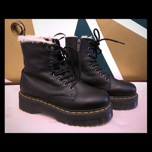 Dr. Marten Jadon Fur Lined Platform size women’s 8